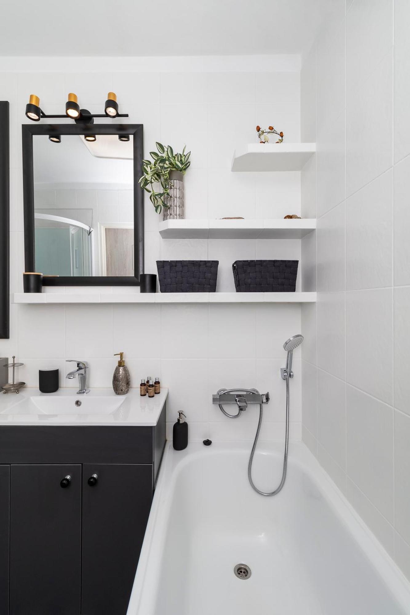 Wonderful 2- Bedroom Apartment With Soul Wwa70 Varsóvia Exterior foto
